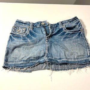 LA Idol Cutoff Jean Skirt